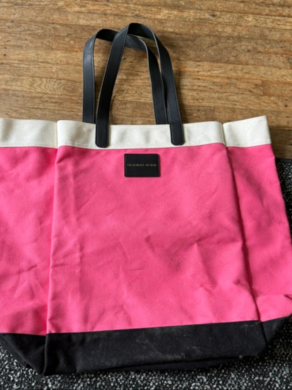 Brand new without tags Victoria Secret beach tote